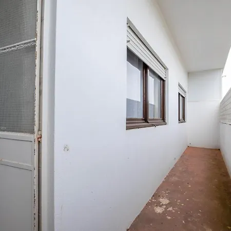 Convenient 3-Bedroom Apartments Next To Bom Sucesso Porto Exterior photo